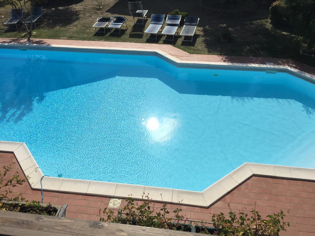 Villa Dolcevita San Costanzo Eksteriør billede