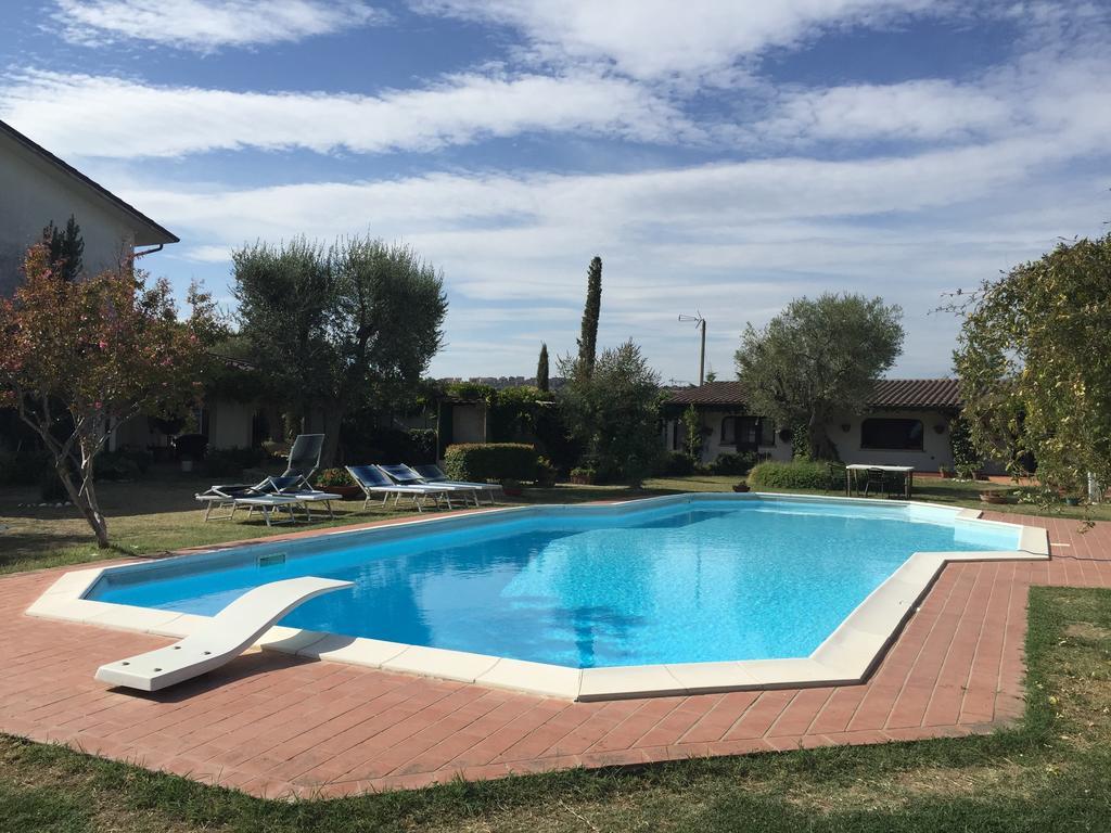 Villa Dolcevita San Costanzo Eksteriør billede