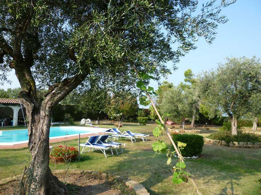 Villa Dolcevita San Costanzo Eksteriør billede
